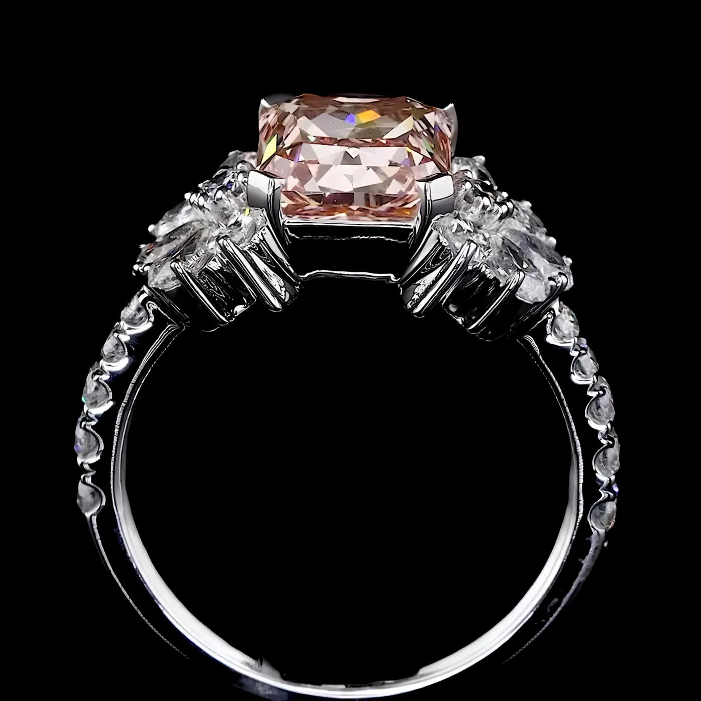 Bague avec pierre latérale en diamant rose (LC1-2)