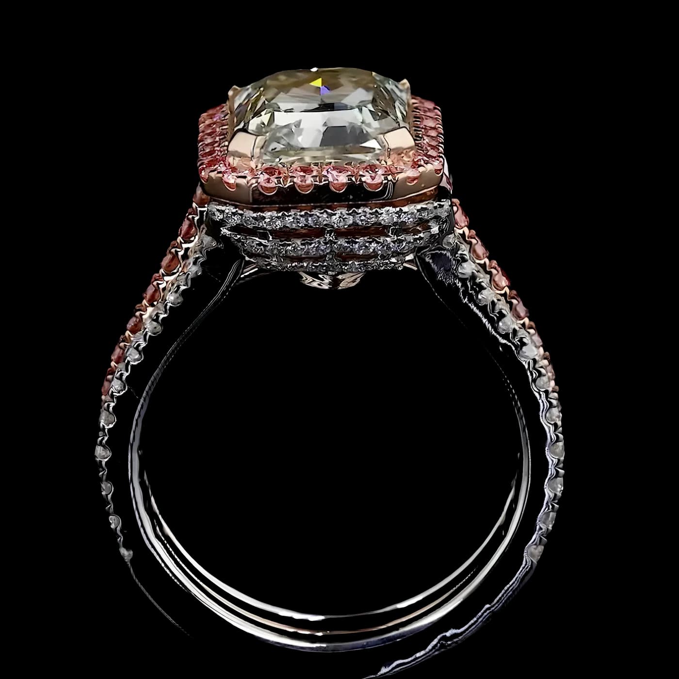 Bague sertie d'un halo de diamants verts (pavé) (avec anneau externe amovible)