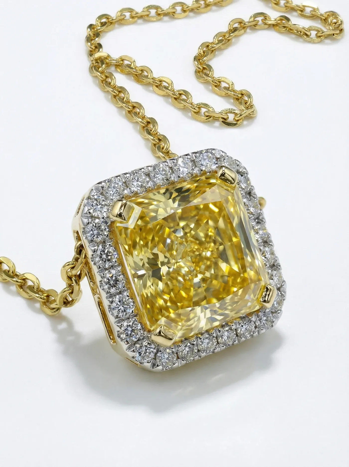 Pendentif halo en diamant jaune (CV154-6)