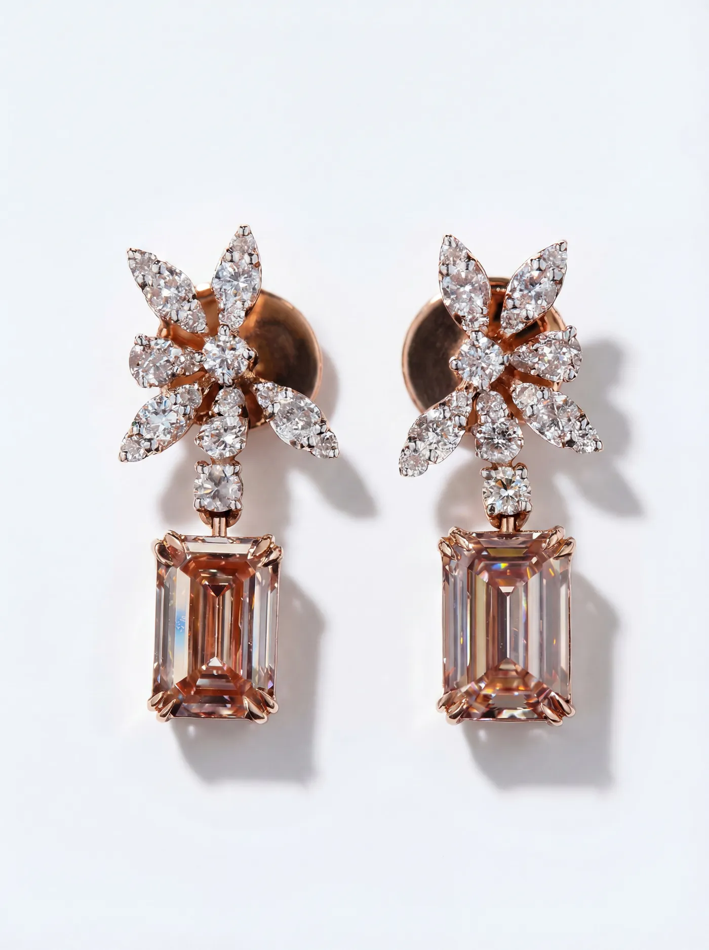 Boucles d'oreilles pendantes en diamant rose (D16)