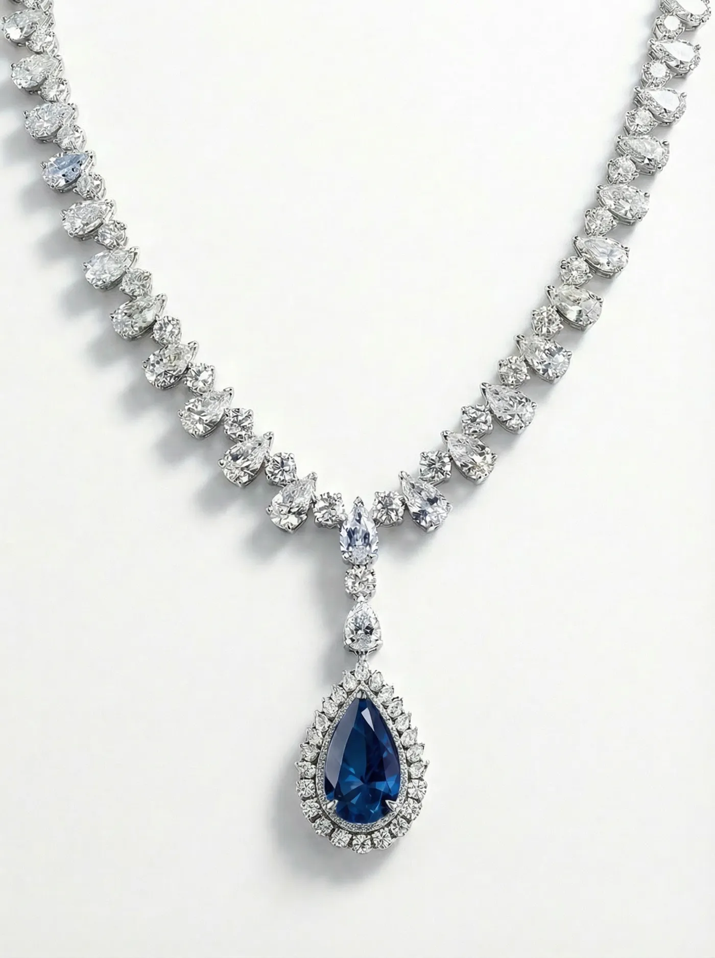 Collier pendentif en diamant bleu (CV40-3)