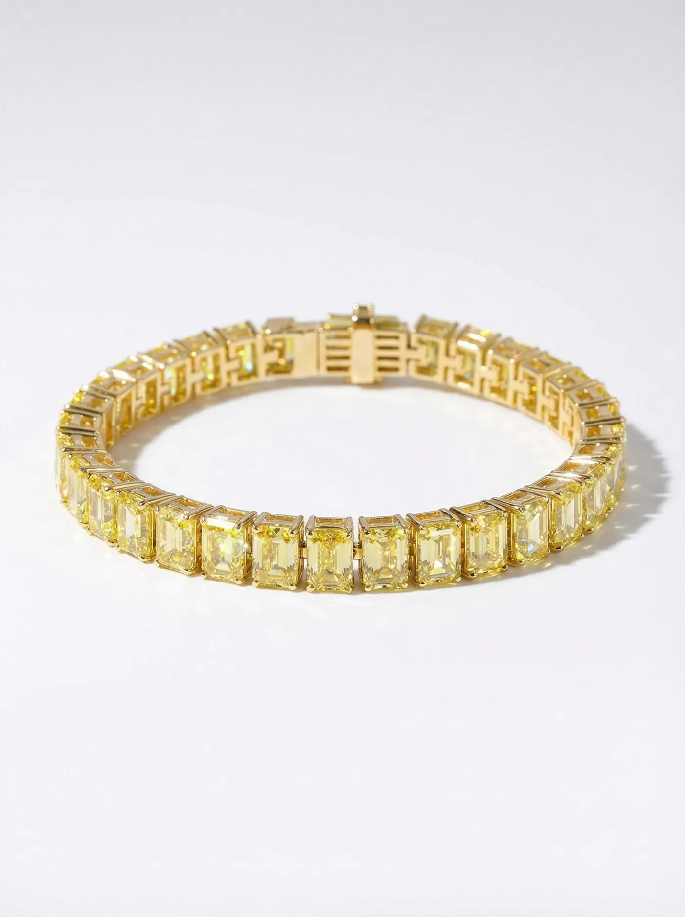 Bracelet de tennis en diamant taille émeraude jaune (CV187)